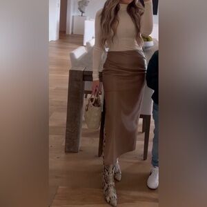 Angie maxi skirt wilfred aritzia